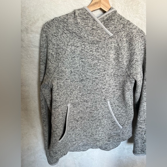 Champion brand hoodie size small - Picture 4 of 5